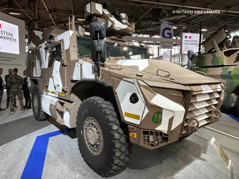 Los franceses se han decantado recientemente por el Serval que se caracteriza por su precio económico y equipos comunes con otros modelos en servicio.